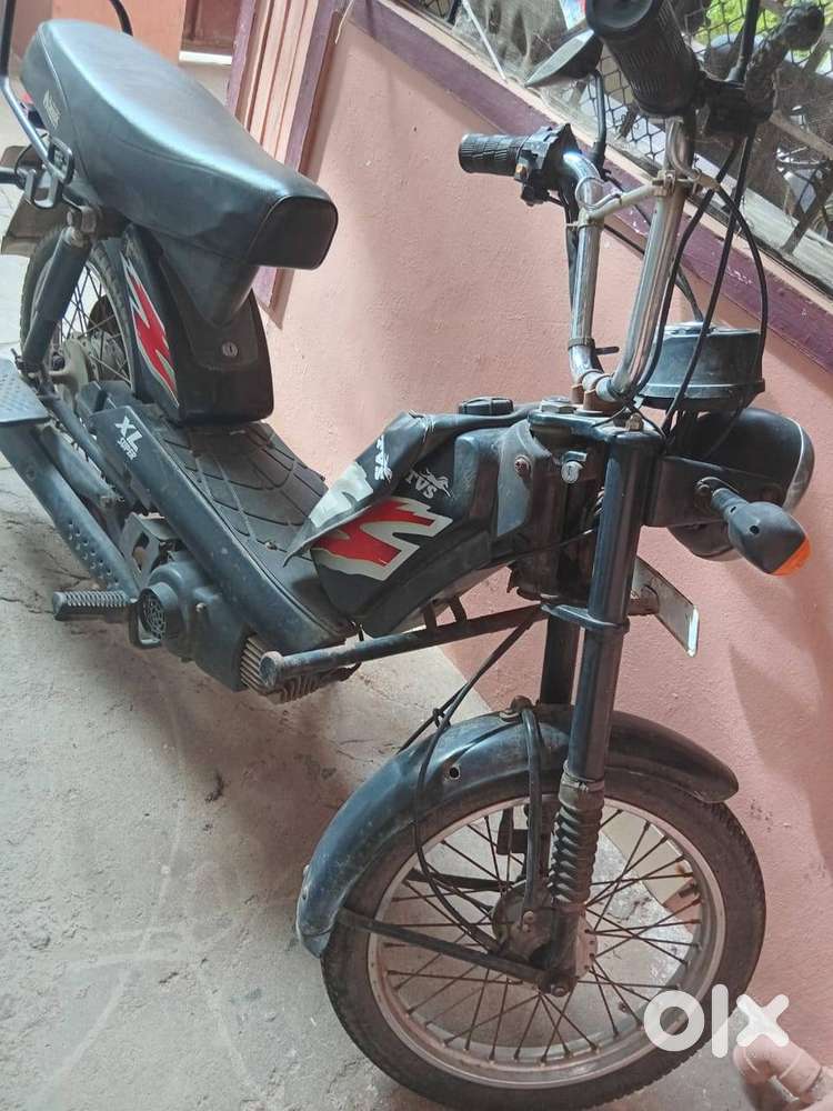 TVS XL Super