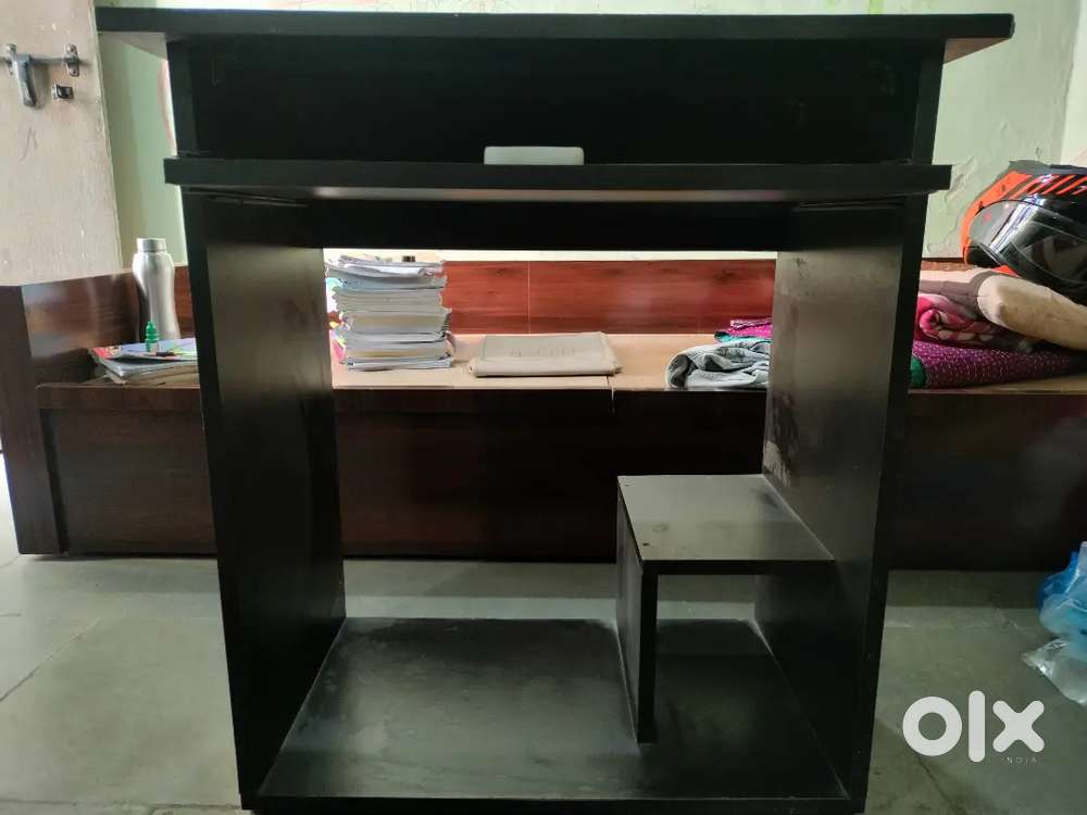 Computer Table