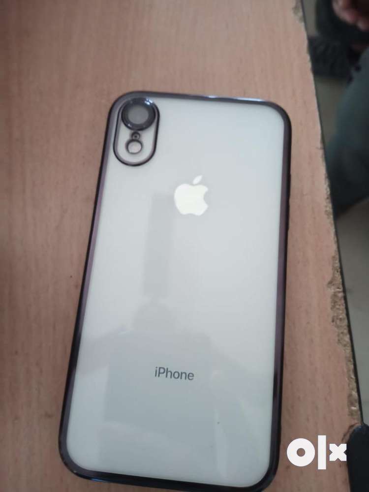 Apple xr white 64gb face id working