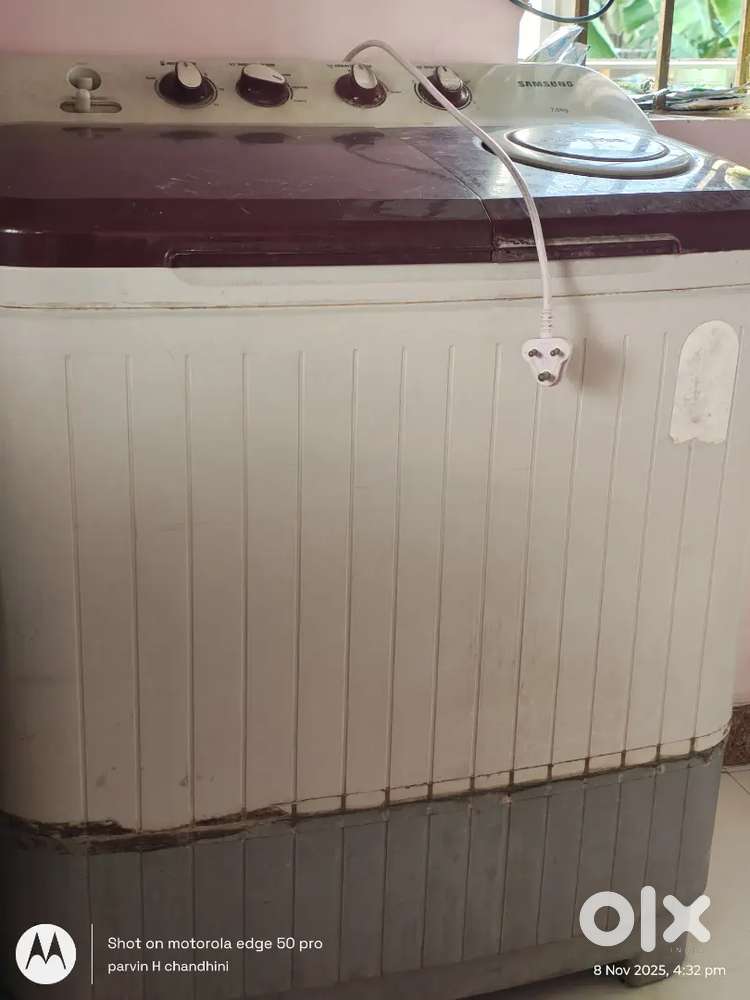 Samsung semi-automatic top-loading washing machine