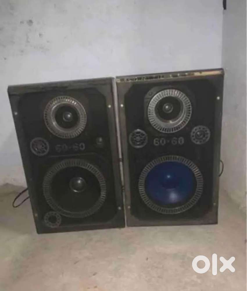 2 pair Speaker for sale 8 inch