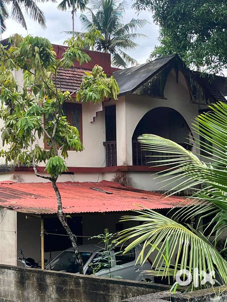 House for rent at Chempakamangalam, Trivandrum, suitable for hostel