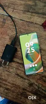 Moto edge g85 mobile &charger 12/256gb