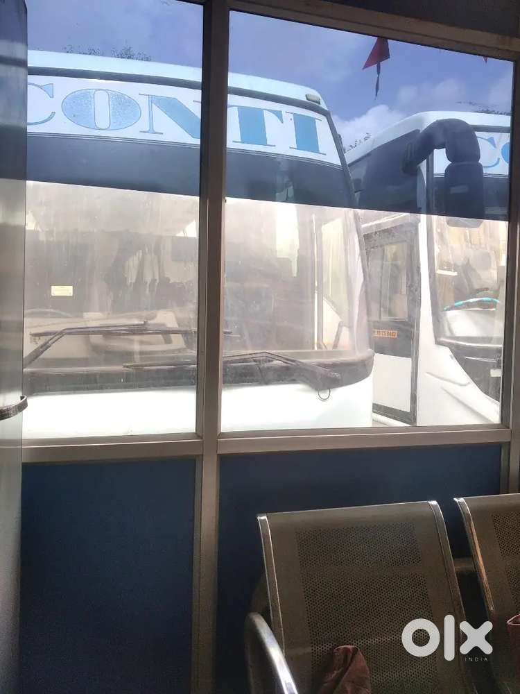 Booking supervisor for Ganesh travels