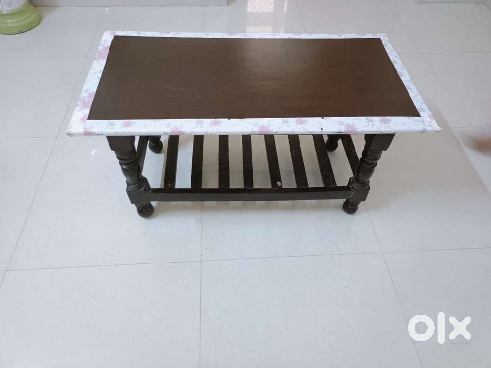 Sofa table