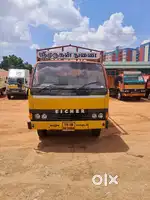 2011 EICHER 10.50