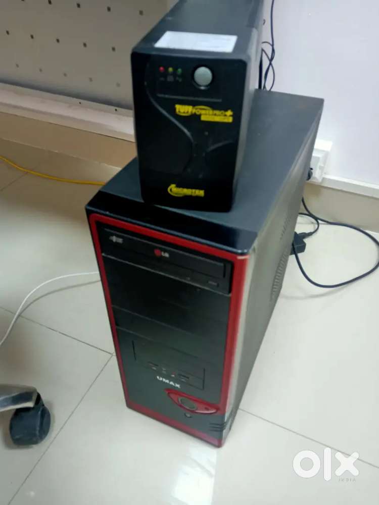 Desktop Computer with UPS