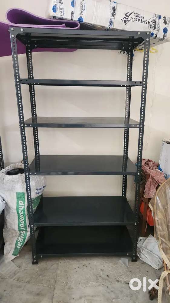 6 feet Steel Racks for sale