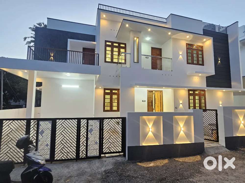 New house for sale Kazhakoottam Pothencode