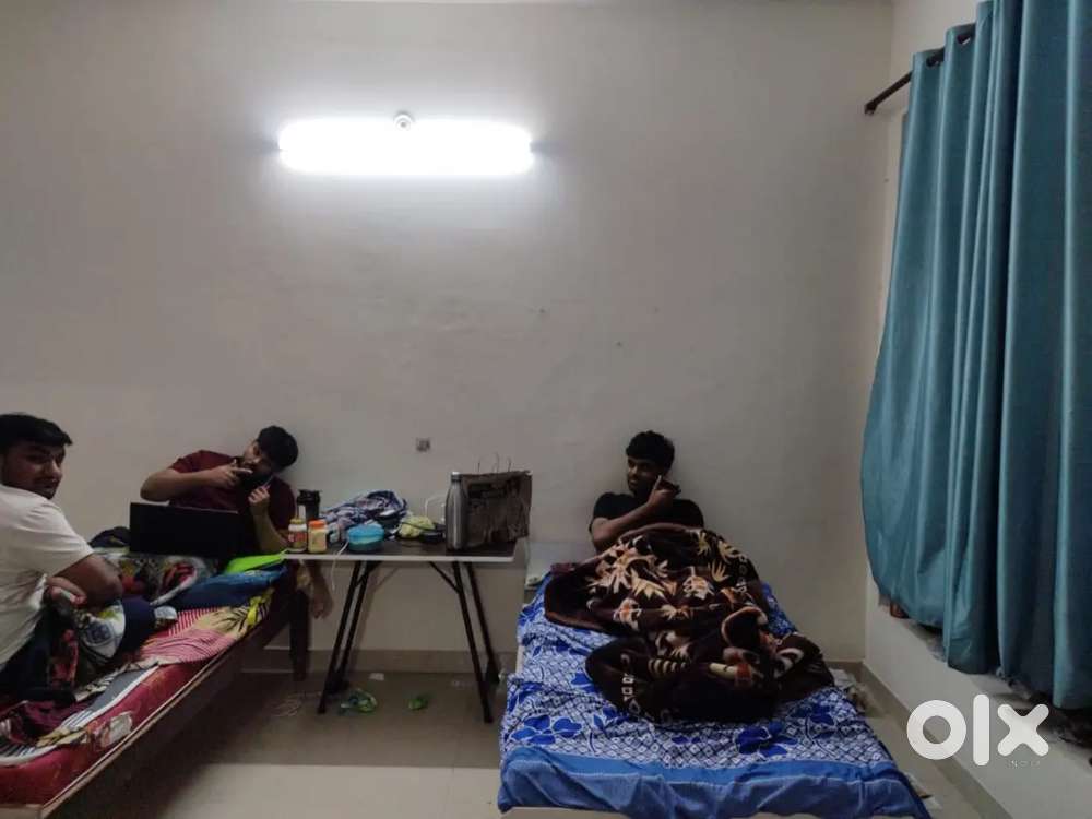 looking for roomate in 3bhk