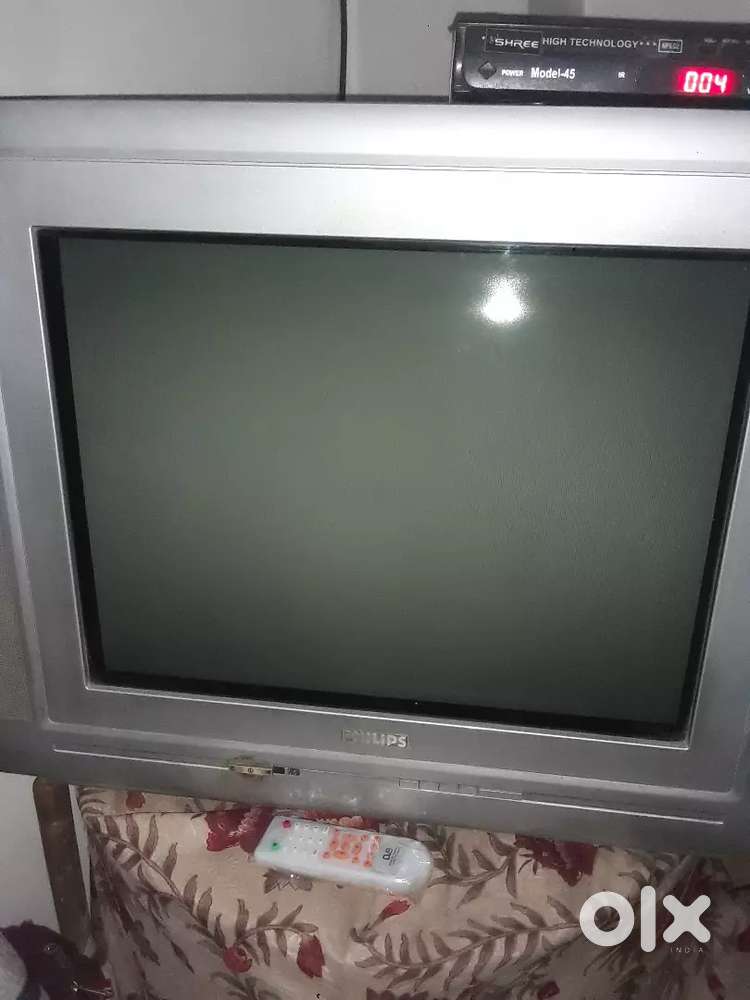 A PHILIPS TV