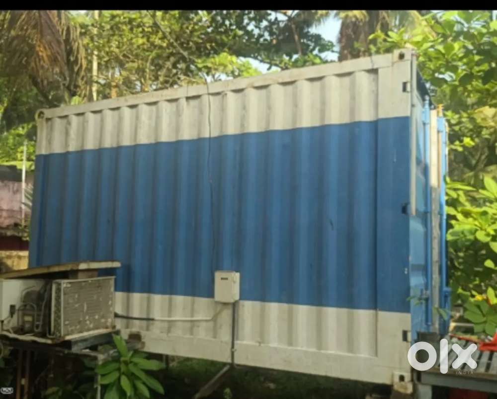 Puff Container Body.  12 Feet