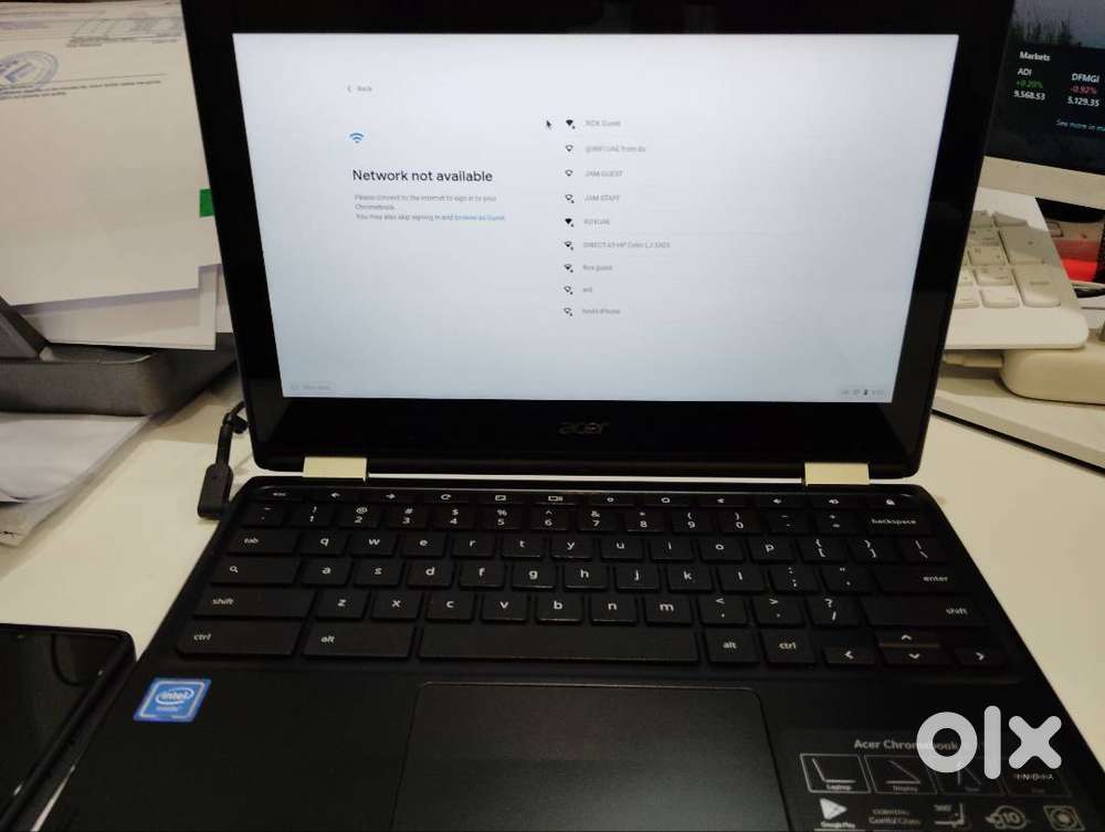 Acer R11 Chromebook Touchscreen 11.6 convertible 360 Degree.