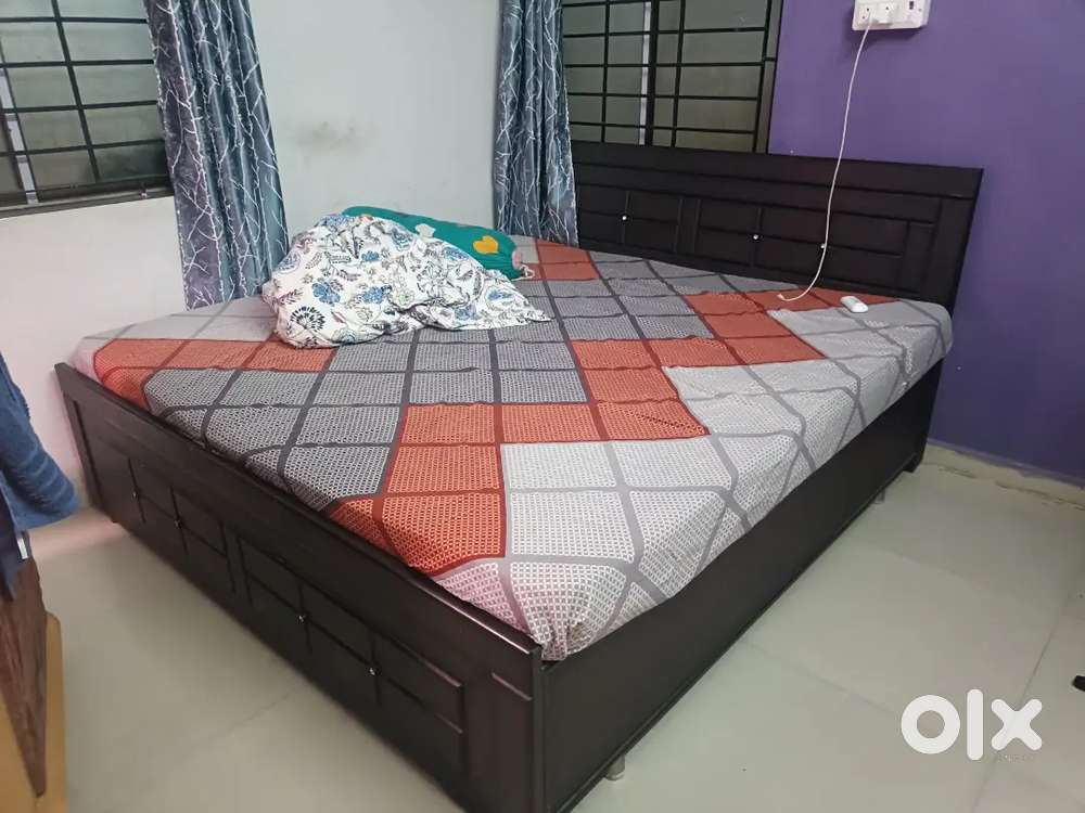 Double bed 6*6size