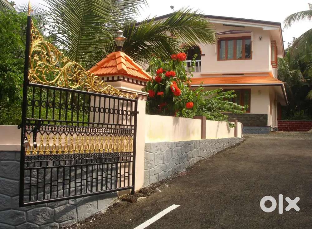 House for rent @Onakkoor karayogapady Monthly 18000
