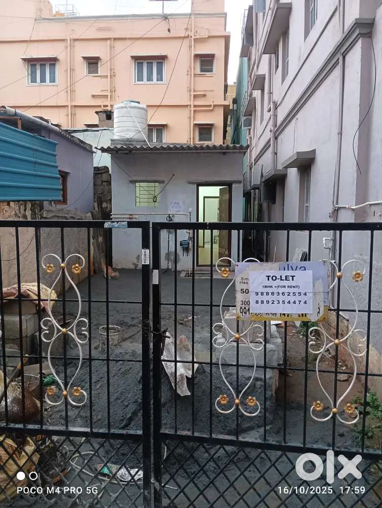 Office plus 1 bhk location white field immadihalli, 20 feet road
