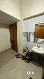 Need a girl for roommate