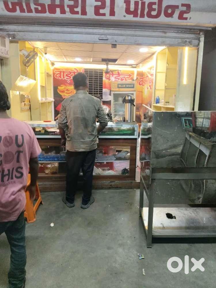 किसी को job की जरूरत हो तो कॉन्टैक्ट करे मुझे मै बाड़मेर का निवासी हु
