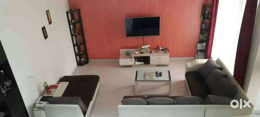 Sleek 28 LG Ultra HD Ultra Slim IPS LED TV with USB n Dual HDMI 2160pi