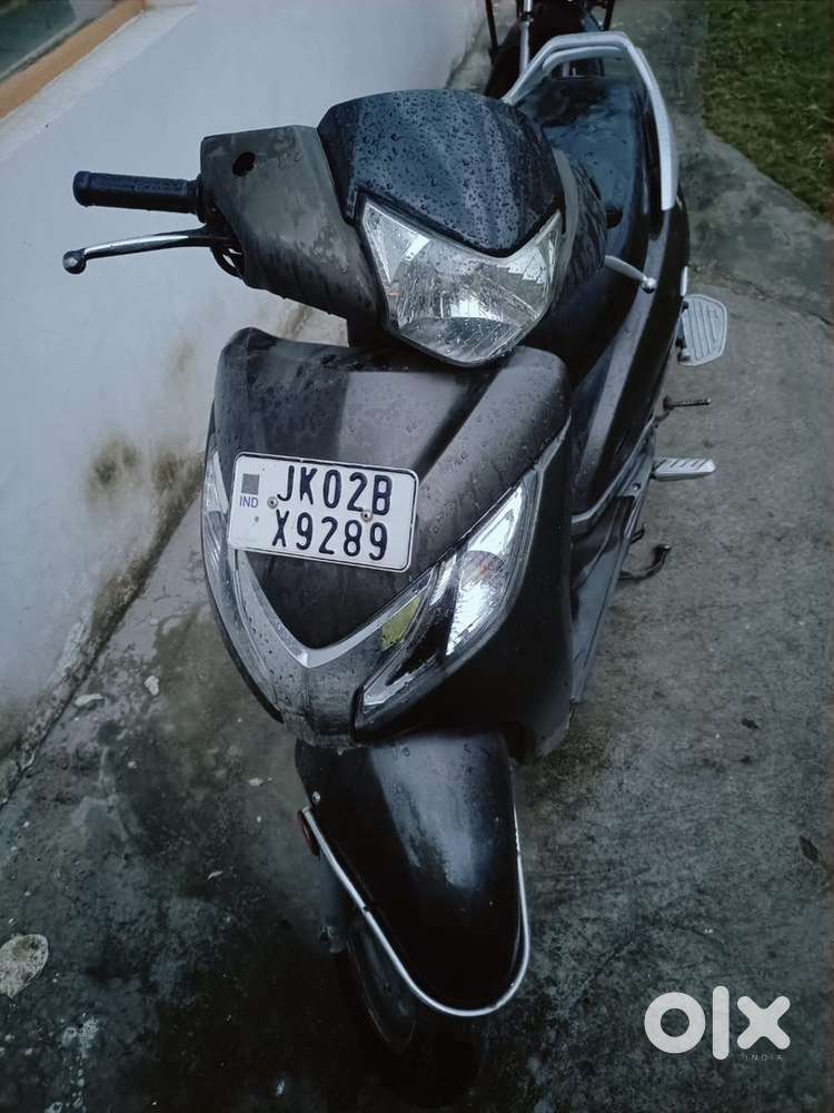 Activa 125 new condition urgent need money
