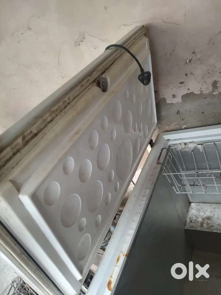 D freeze sell with good condition