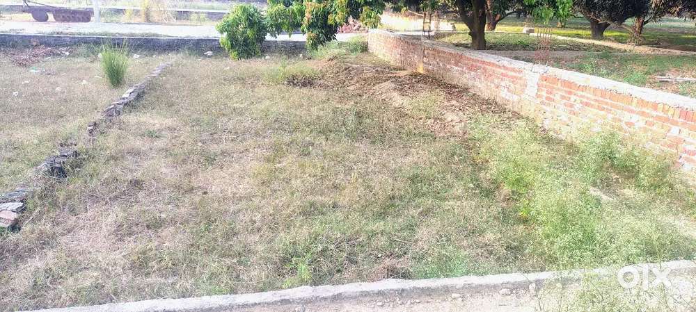 118 gaj ka plot 2 side open road 20 fit