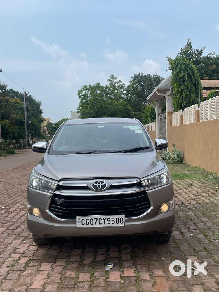 Toyota Innova Crysta 2017 Diesel Well Maintained