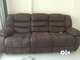 Recliner for sell in cheap urgent