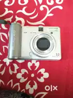 Canon zoom lens 3X and 3.2 mega pixels digital camera for offer price