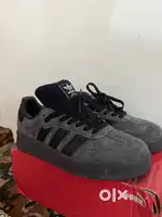 Adidas samba.   Size 8
