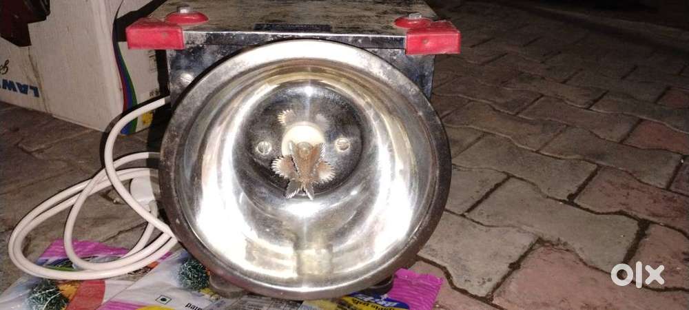 Coconut Scrapper Machine