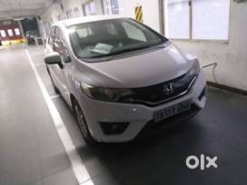 Honda Jazz 2015 Car, 22 kmpl mileage for sale