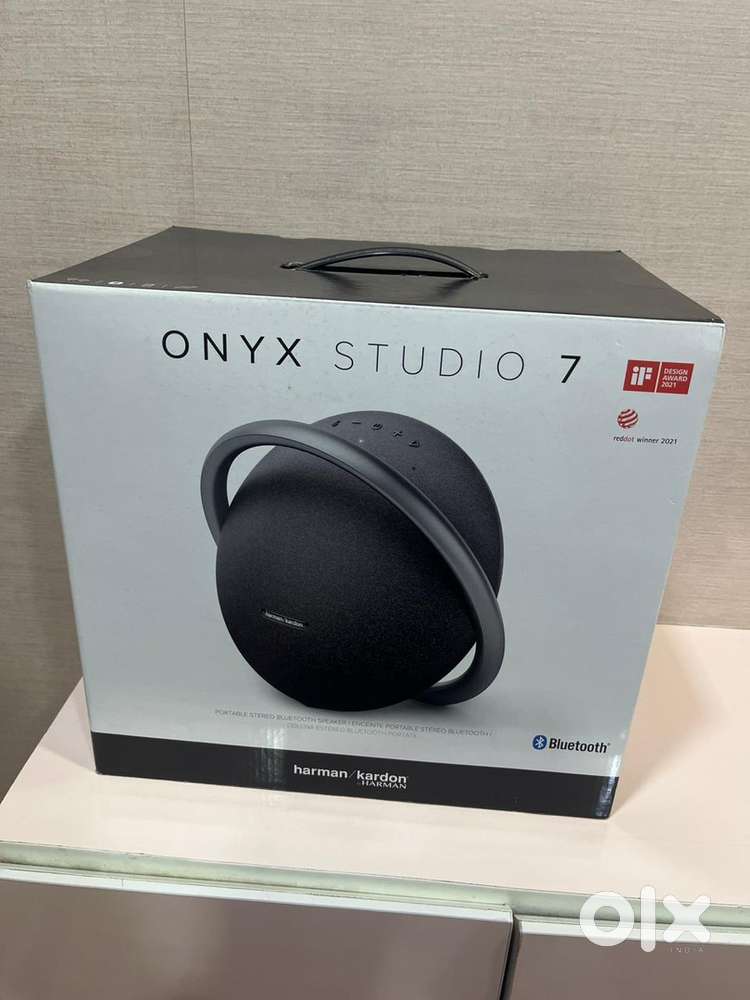 Harman Kardon Onyx Studio 7