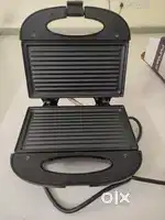 Bajaj Deluxe Grill Toaster