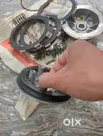 Pulsar 180 clutch plates and pressure plates