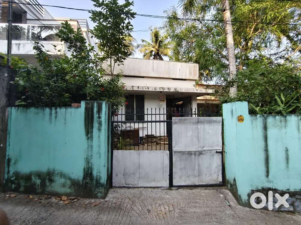 Budget friendly land “ബജറ്റ് ഫ്രണ്ട്ലി പ്ലോട്ട്  കുമരപുരം  5 സെന്റ്