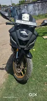 R15 V4 meant condition (single hand use)