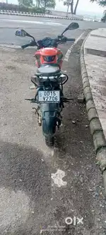Pulsar NS 125