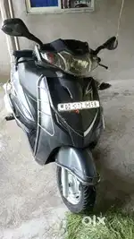 Hero scooty