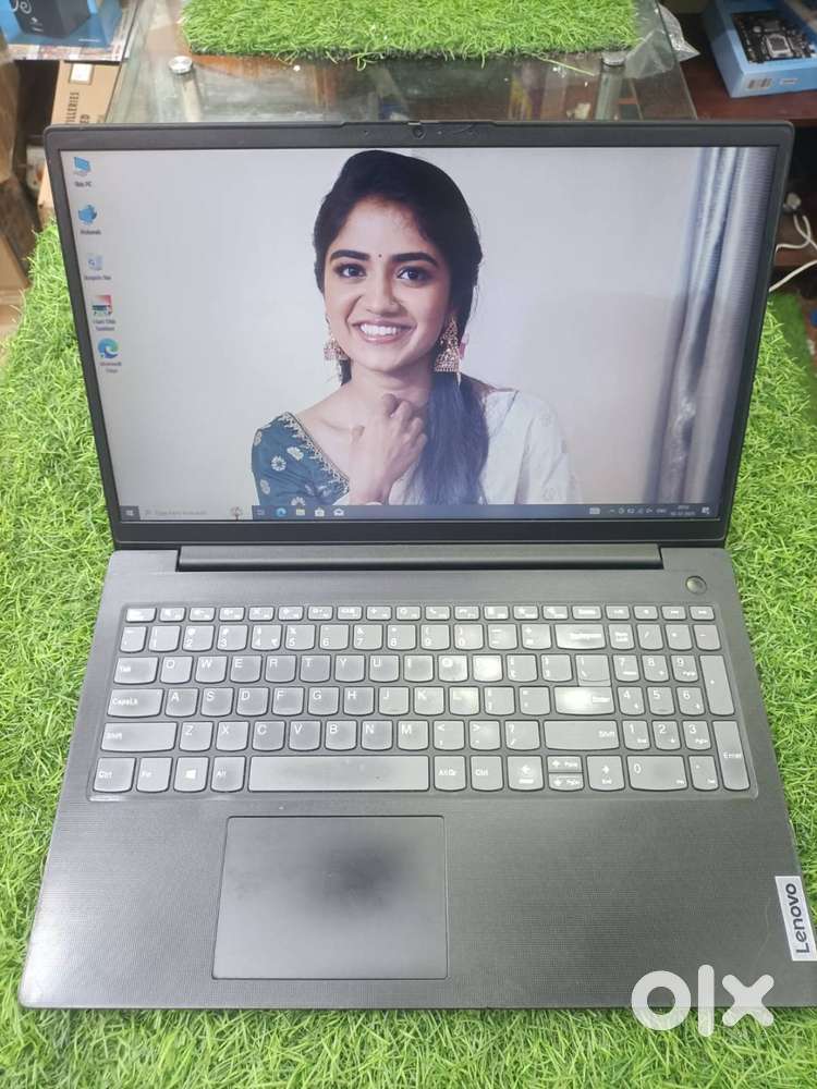 LENOVO CORE I3 LAPTOP JUST RS10000 CAL ME ONLY