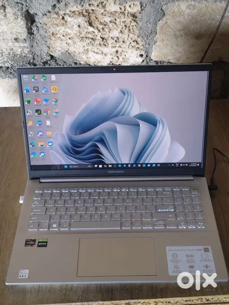 ASUS Vivobook Pro 15 OLED, Ryzen 5, RTX 3050, 16GB RAM, 512GB SSD, W11