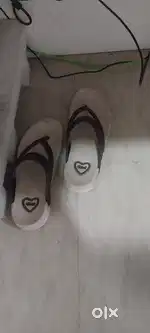 Daily wear slippers