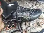 I buy a football boots but I receive 1 size small buy boot no.is a 5