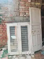 2Window and1 door