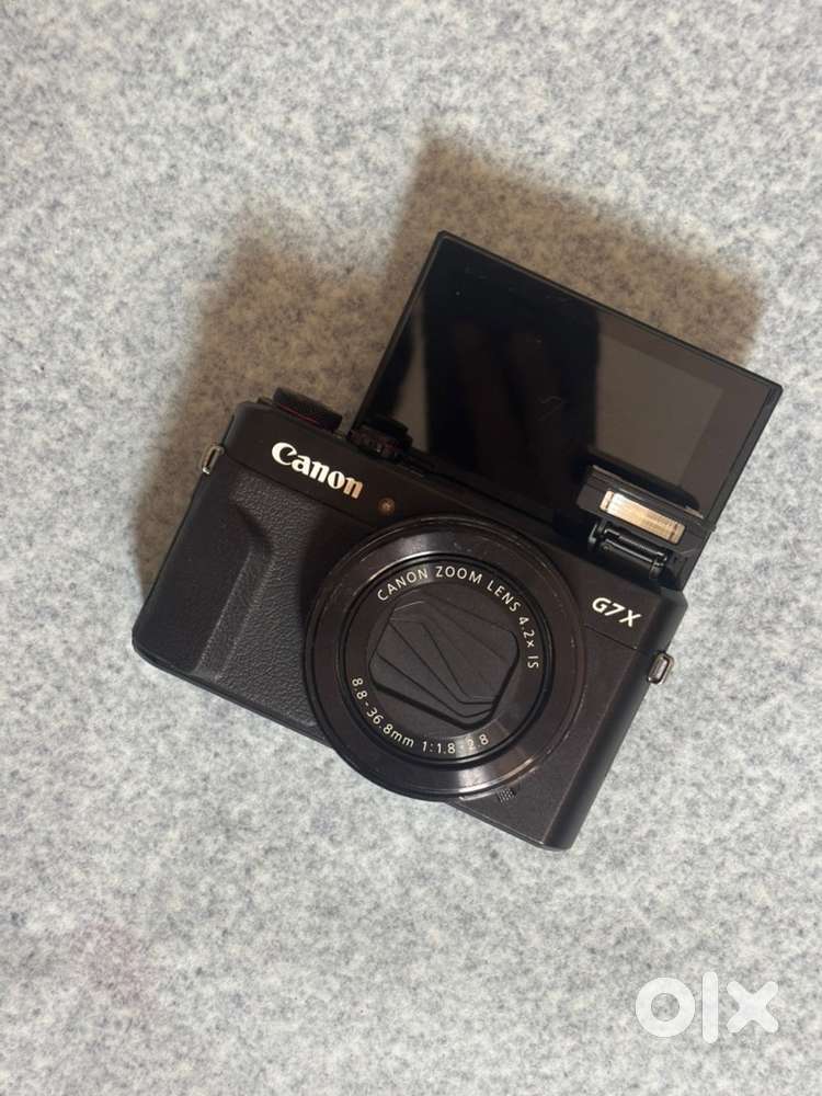 Canon powershot G7x mark 2(ll) digital camera box piece