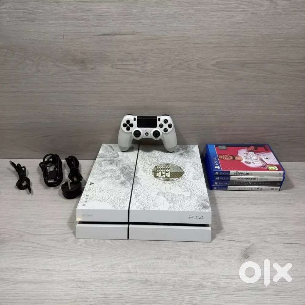 Sony PS4 Destiny Taken King Limited Edition 500GB White Console Bundle