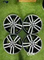 AUDI ORIGINAL ALLOY WHEEL 20 INCH (GOOD CONDITION)
