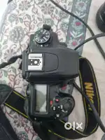 Nikon D7500