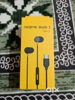 ​Realme Original Wired Type-C Earphones - Deep Bass
​And clear mic