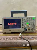 DSO UNIT-T UTD2102CEX+ 100MHz 1GS/s